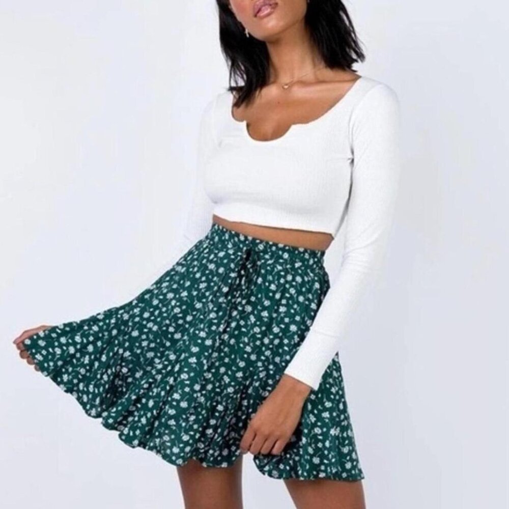 Princess Polly Green Floral Mini Skirt - Size 4